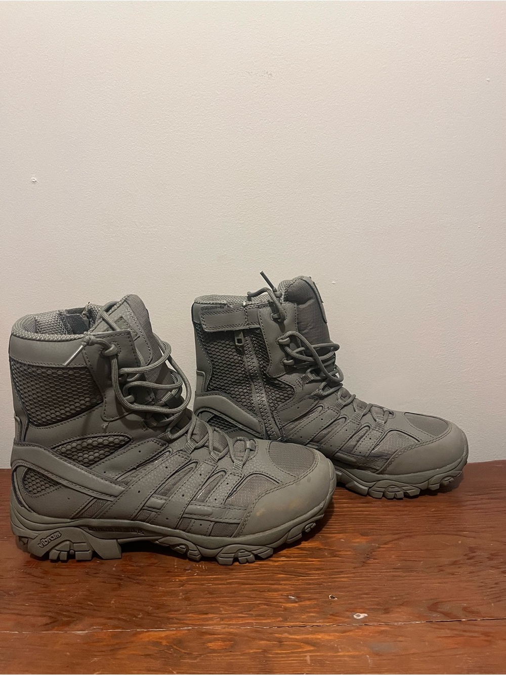 Merrell Men's Tactical Boots in Gray